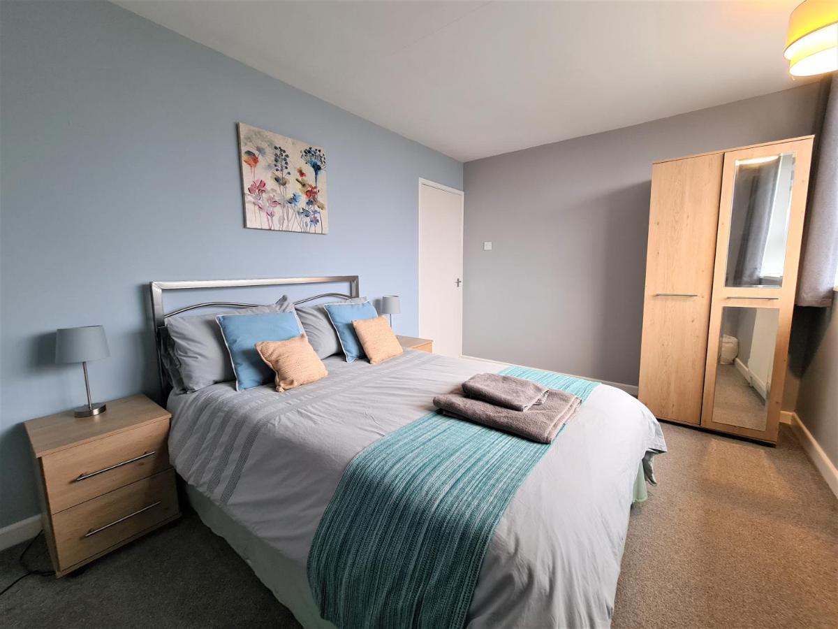 3 Bedroom Apartment Coventry - Hosted By Coventry Accommodation Exterior foto